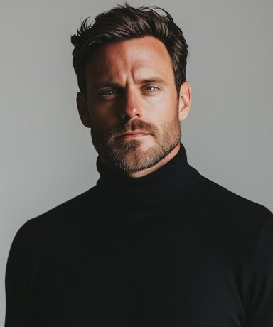https://wp.aqlova.com/agntix/modern-shop/wp-content/uploads/sites/25/2025/04/team-4.jpg